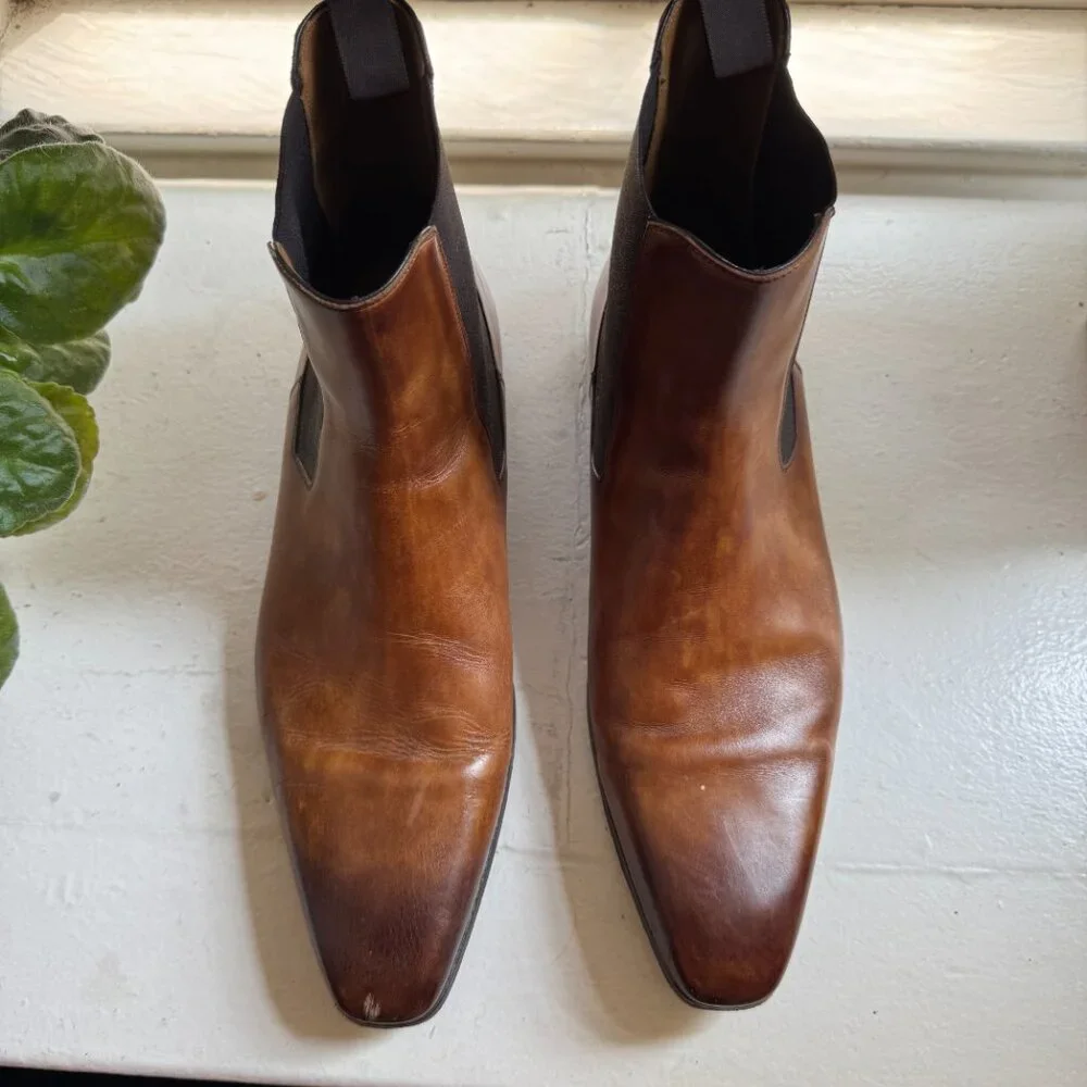Magnanni Riley Chelsea Boots - Picture 2 of 6